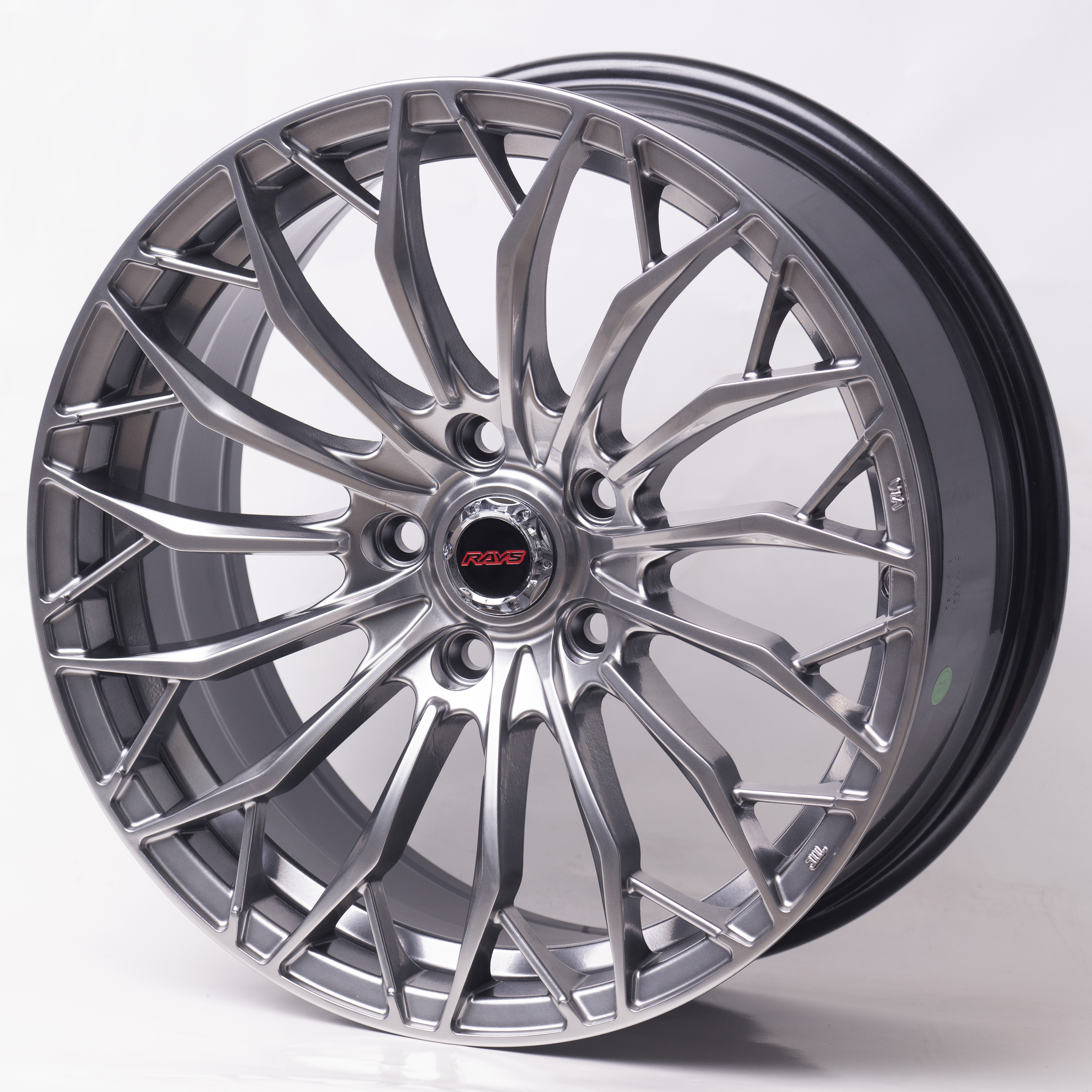 17/5x114.3 Kipardo R124 J7.5 ET38 DIA67.1